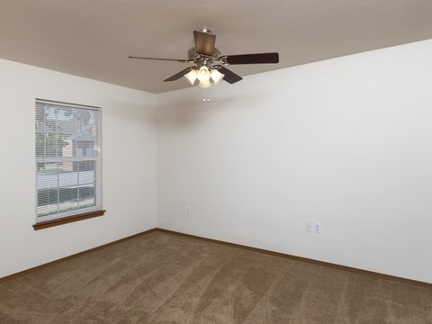 Private Room in 2Bed.2Bath