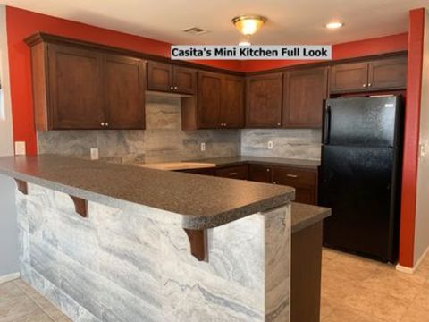 House for rent with Casitas