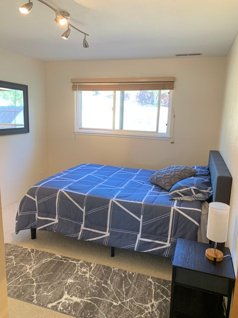 Private Room in 2Bed.1Bath