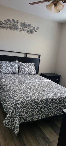 Private Room in 3Bed.2Bath