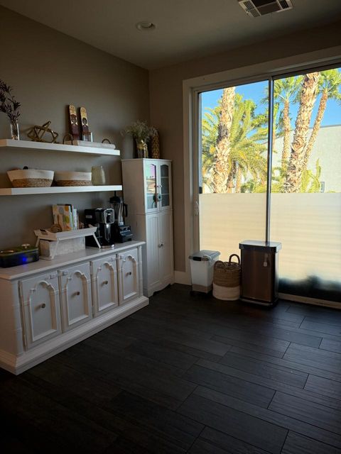 Private Room in 3Bed.3.5Bath