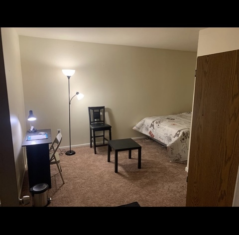 Private Room in 1Bed.1Bath