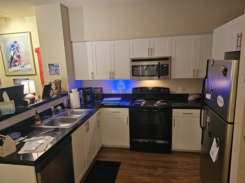 Private Room in 1Bed.1Bath