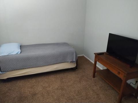 Private Room in 3Bed.2Bath