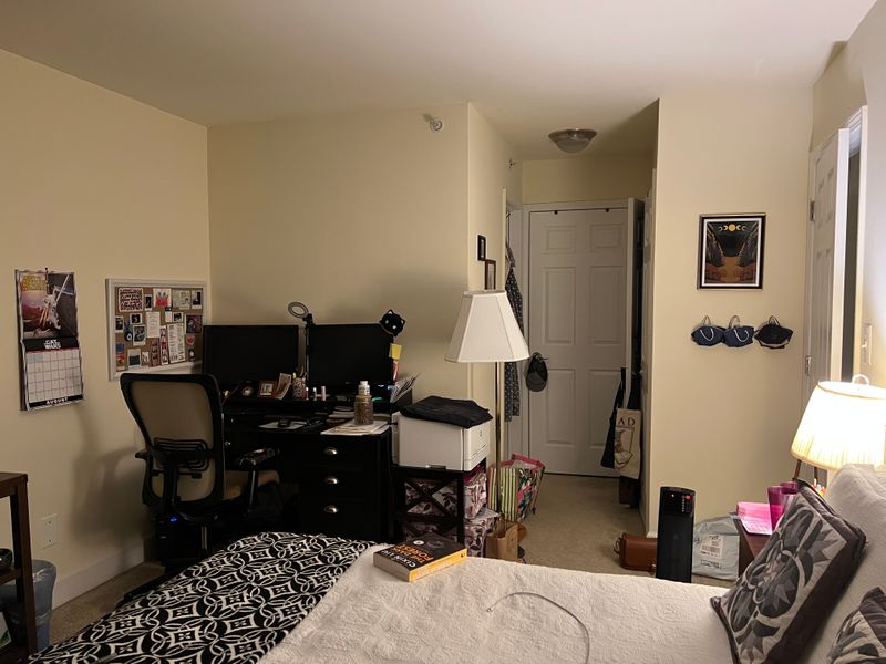 roommates in Bethesda Private Room in 2Bed.2.5Bath - cirtru.com