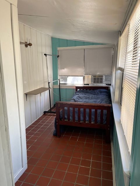 Private Room in 3Bed.1Bath