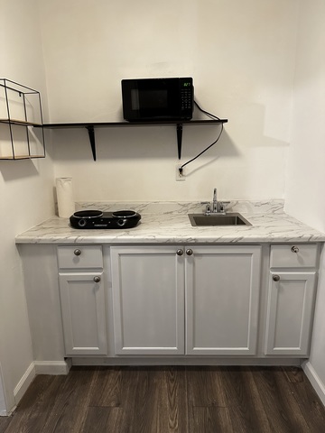 Private Room in 2Bed.1Bath