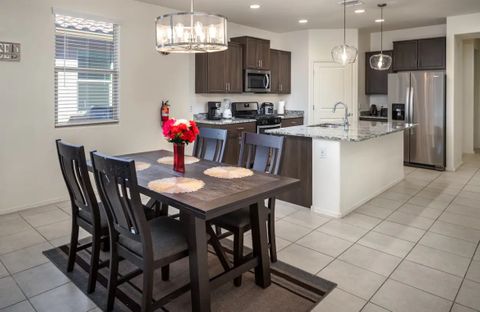Private Room in 3Bed.2Bath