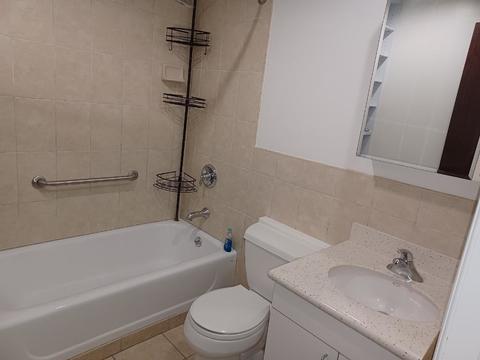 Private Room in 4Bed.1Bath, Kitchen
