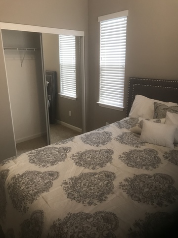 Room for rent - Mountain House, CA