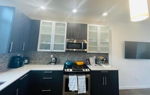 Private Room in 3Bed.4Bath