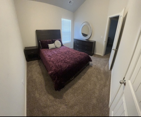 Private Room in 4Bed.3Bath