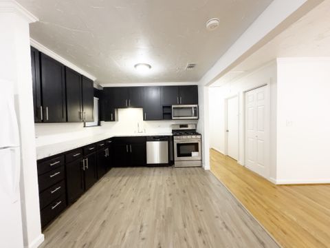 Room3Bed.1Bath