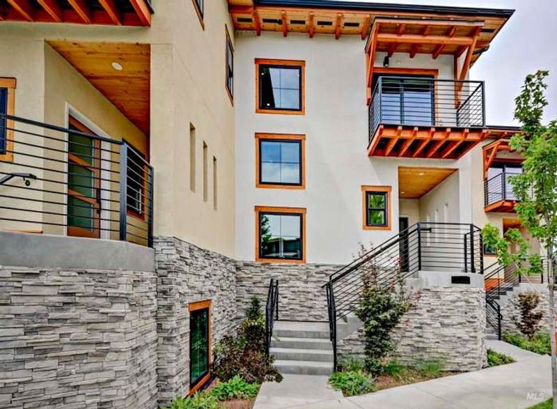 roommates in Garden City Private Room in 3Bed.3.5Bath - cirtru.com