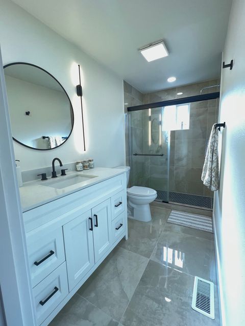 Entire Place 4Bed.2Bath