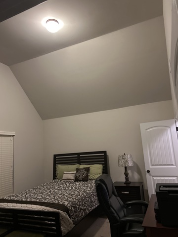 Private Room in 1Bed.3Bath