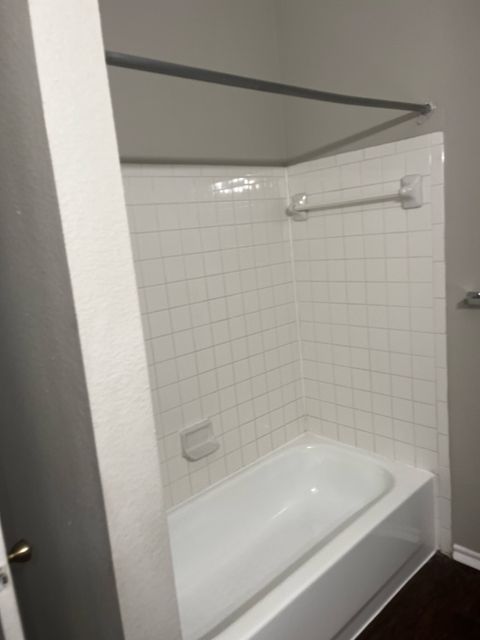 Private Room in 2Bed.2Bath