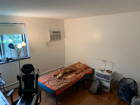 Private Room in 2Bed.1Bath