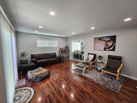 Room3Bed.2Bath