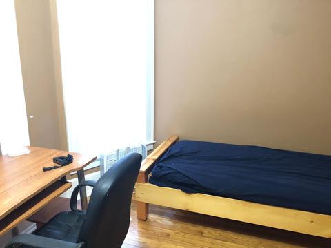 One bed room available in 3 Bed Apt