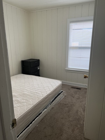 Private Room in 3Bed.1Bath