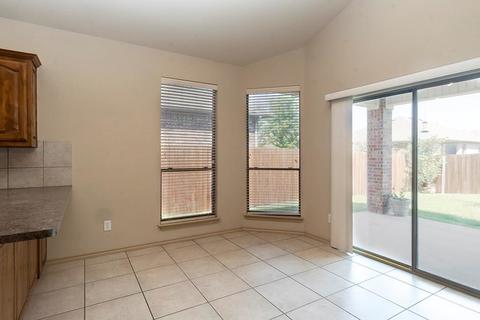 Private Room in 3Bed.2Bath