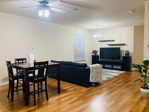 Private Room in 4Bed.3Bath