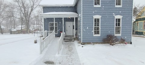Entire Place 4Bed.1Bath