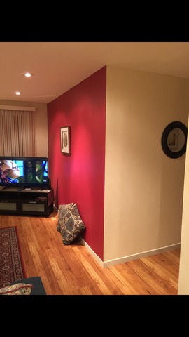 Female roommate wanted