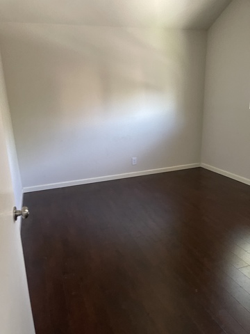 Private Room in 2Bed.2Bath