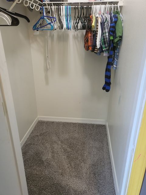 Private Room in 3Bed.2Bath