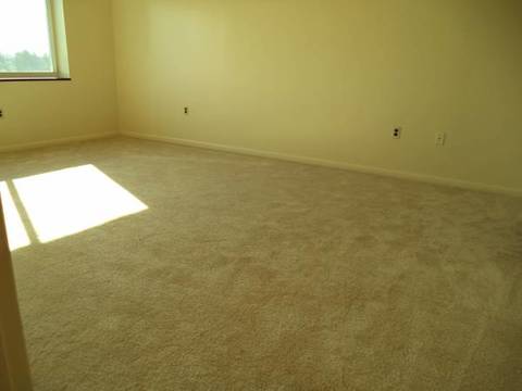 1 bed 1 bath available in a 2bhk