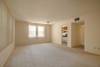 Looking for a female roommate