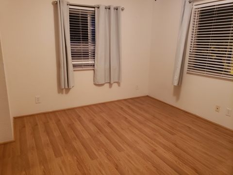 Private Room in 3Bed.2Bath