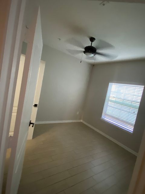 Shared Room in 2Bed.2Bath
