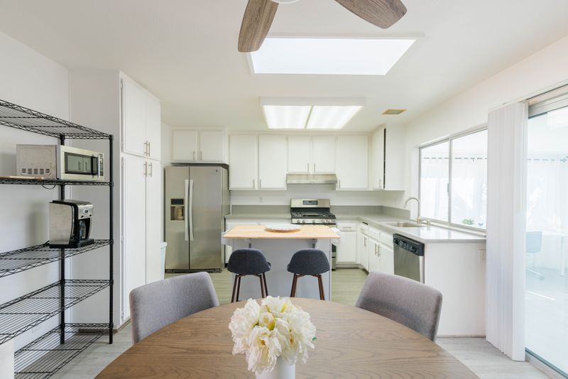 roommates in San Diego Private Room in 4Bed.2Bath - cirtru.com