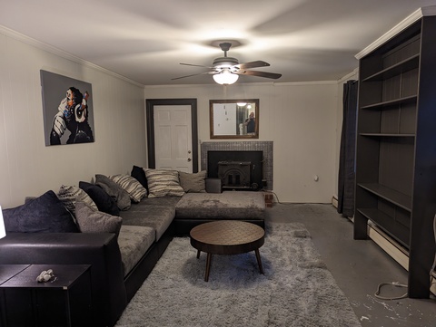 Private Room in 3Bed.3Bath