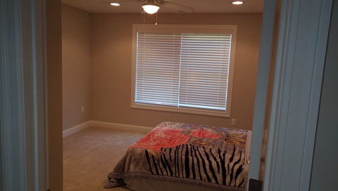 1 Room for Rent in a 4 BR house