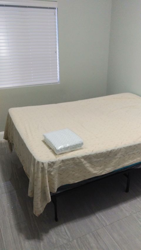 Room4Bed.3Bath