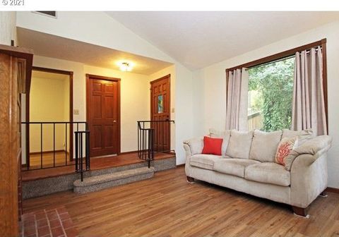 Room6Bed.2.5Bath