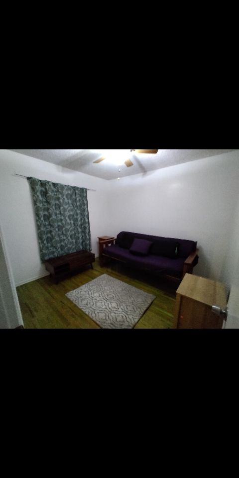 Private Room in 1Bed.1Bath