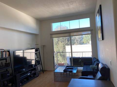 Private Room in 3Bed.3Bath
