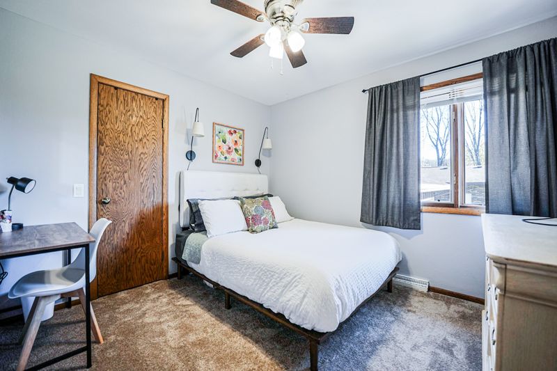 roommates in McFarland Private Room in 4Bed.3Bath - cirtru.com