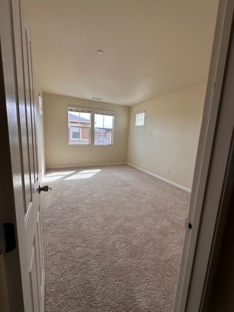 Private Room in 1Bed.1Bath