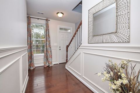 Entire Place 4Bed.3.5Bath
