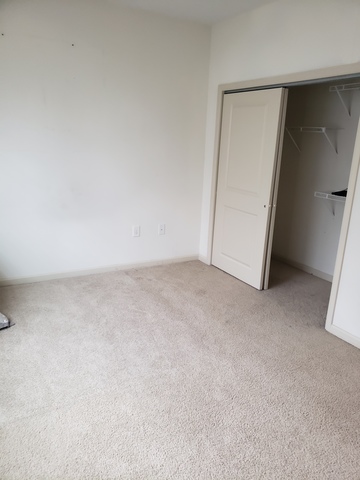 Private Room in 2Bed.2Bath