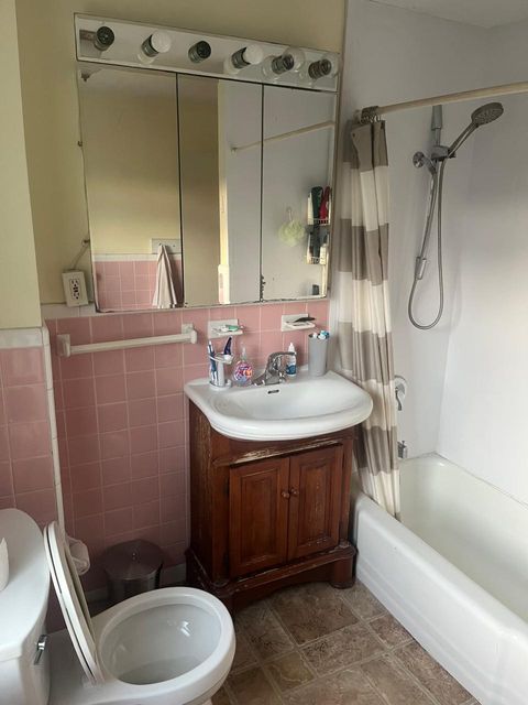 Private Room in 4Bed.1Bath