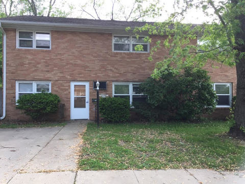 Roommate needed! 2 Bd 1 bath 2 park