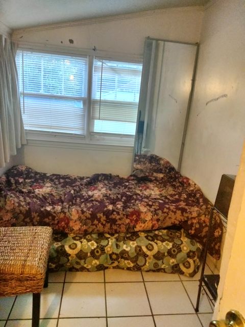 Private Room in 1Bed.1Bath