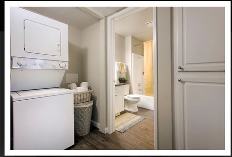 LOOKING TO RENT MASTER BEDROOM WITH ATTACHED BATHROOM AND STORAGE